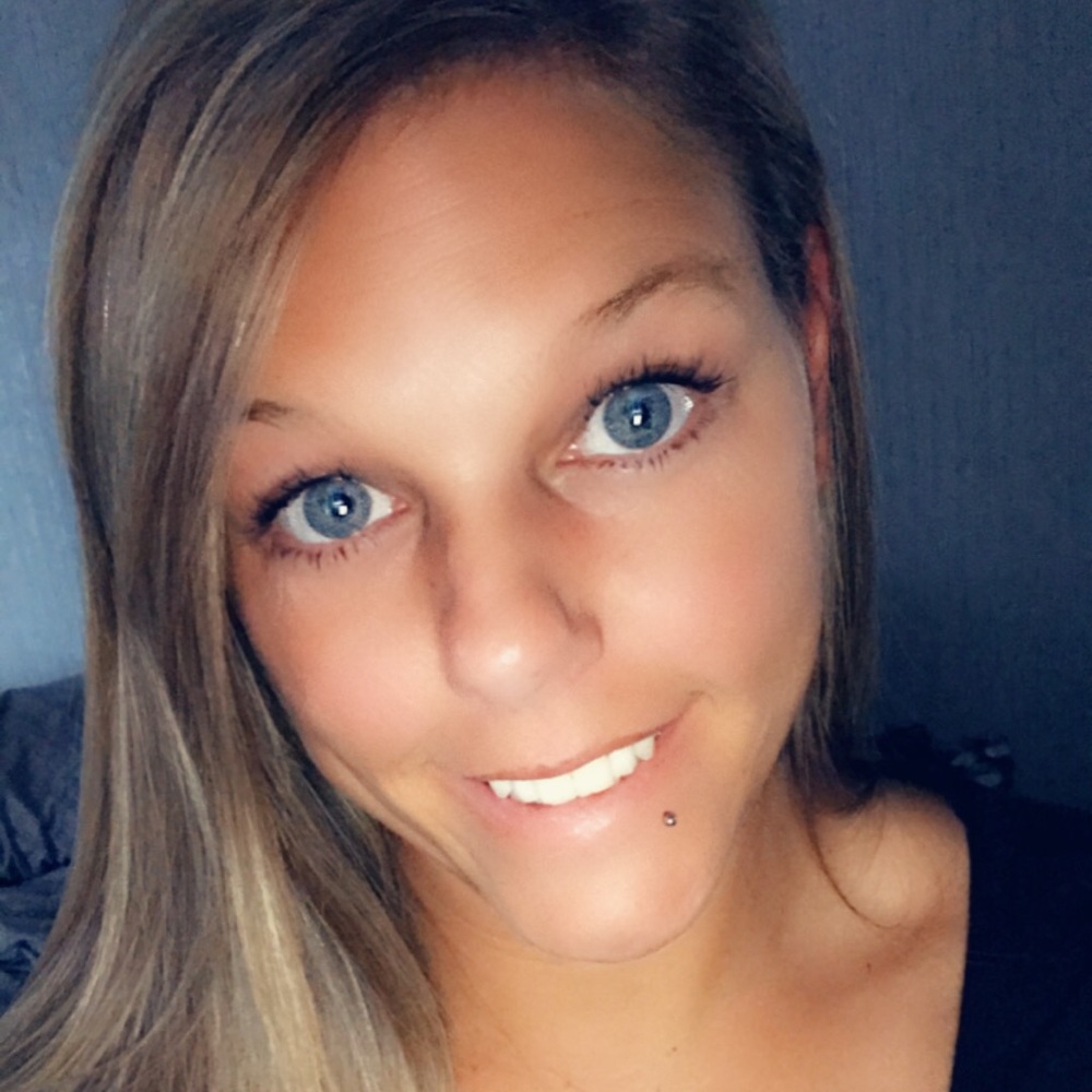 Meet your Posher, Brandy